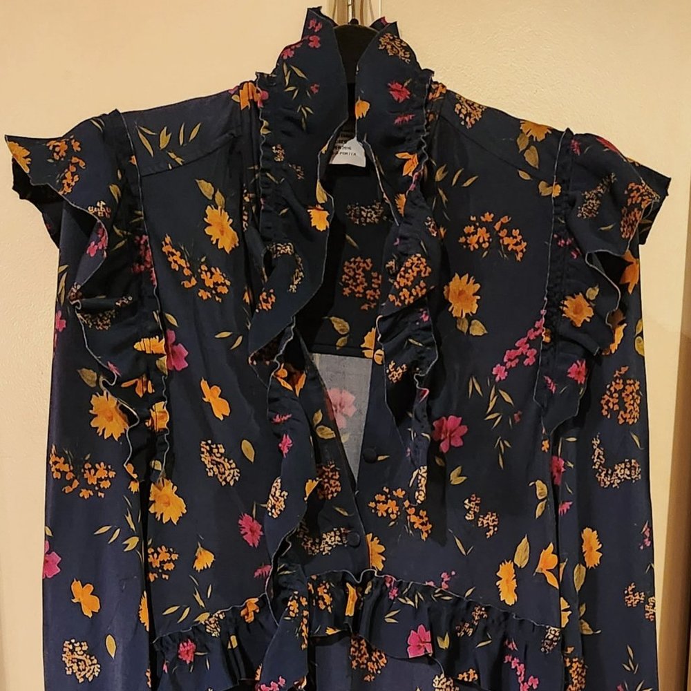 Vetements jersey runway dress in size small. Navy with multi color floral print